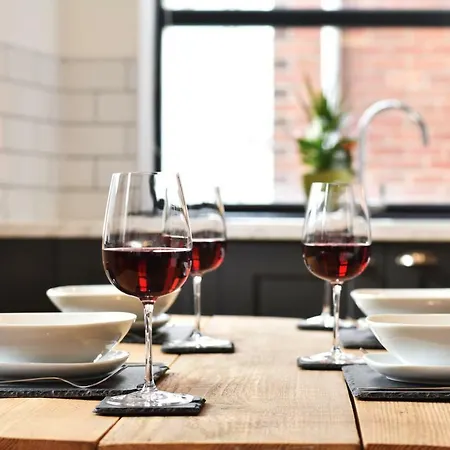 Aire New York Styled Luxury Daire *