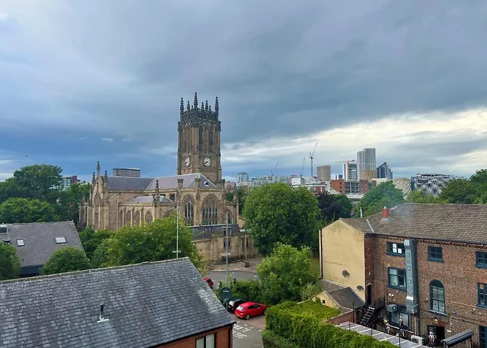 Aire New York Styled Luxury * Лідс