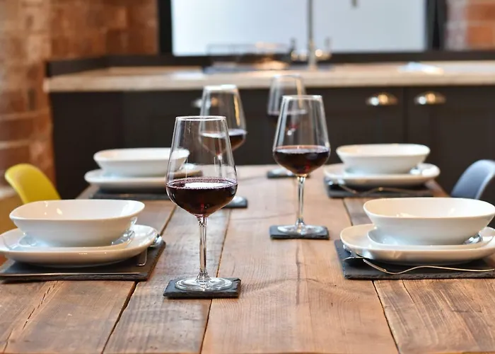 Aire New York Styled Luxury Апартаменты *