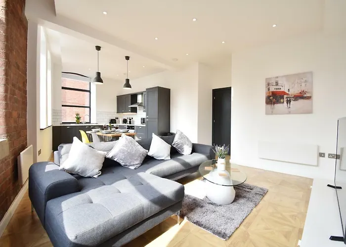 Aire New York Styled Luxury Лідс