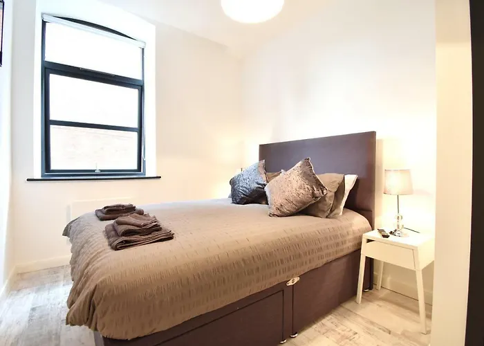 Aire New York Styled Luxury * 利兹